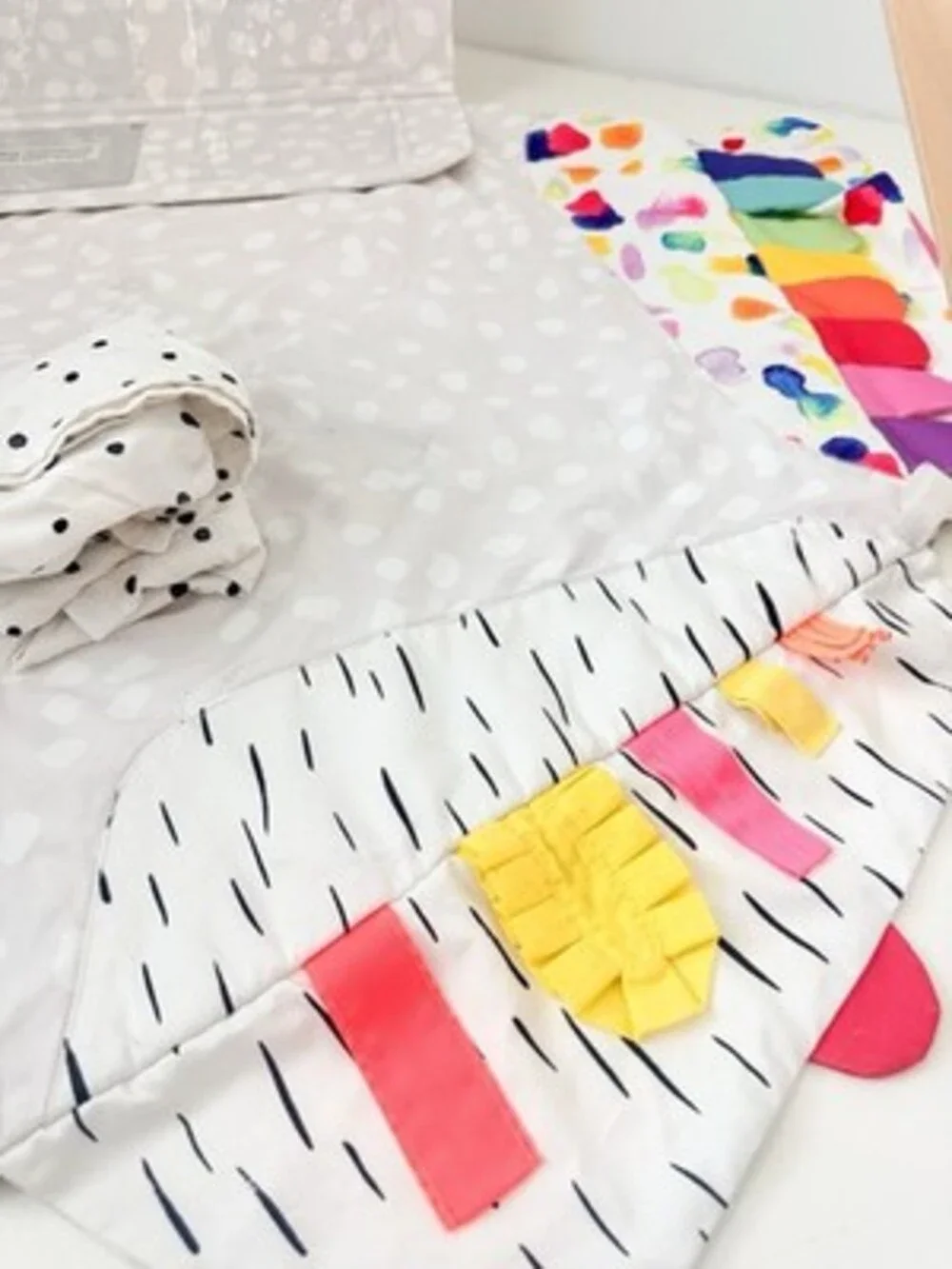 The Play Gym by Lovevery Stage-Based Developmental Activity Gym & Play Mat